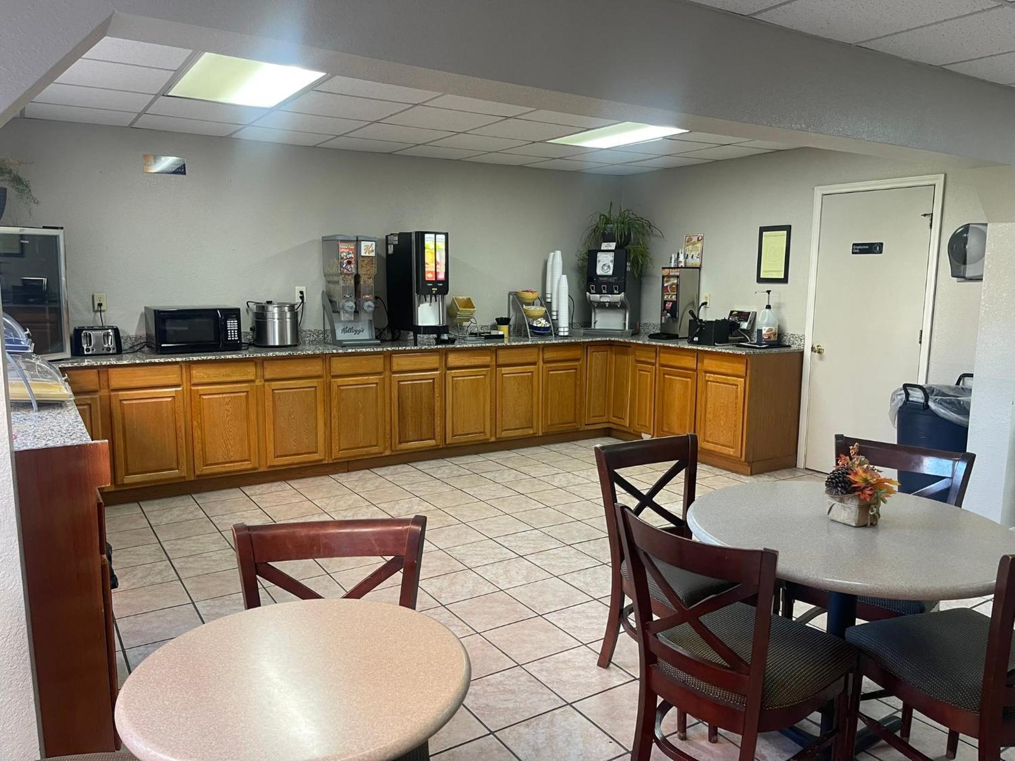 Days Inn By Wyndham Madisonville Exterior foto